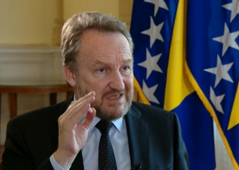 Izetbegović: Nije prijetnja BiH uspostava islamske države nego radikalna hrvatska desnica