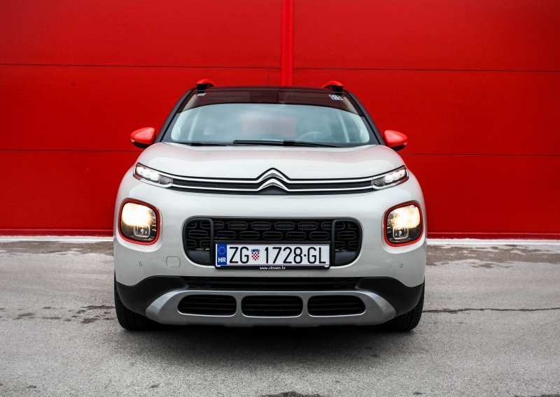Citroën C3 Aircross Shine BlueHDi 120 - ugodno iznenađenje