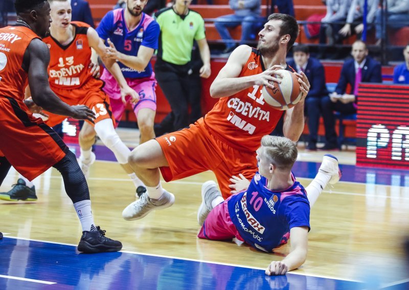 Cedevita potučena do nogu; za trice gađala 1-23