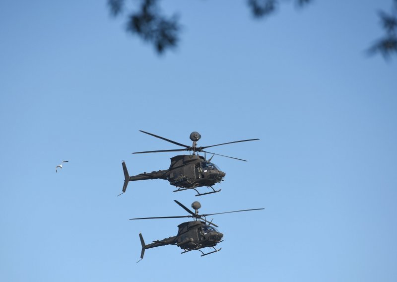 U sudaru dvaju vojnih helikoptera petoro poginulih