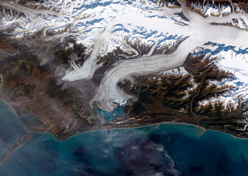Aljasku prodrmao supersnažan potres, čitava američka zapadna obala strahuje od razornog cunamija