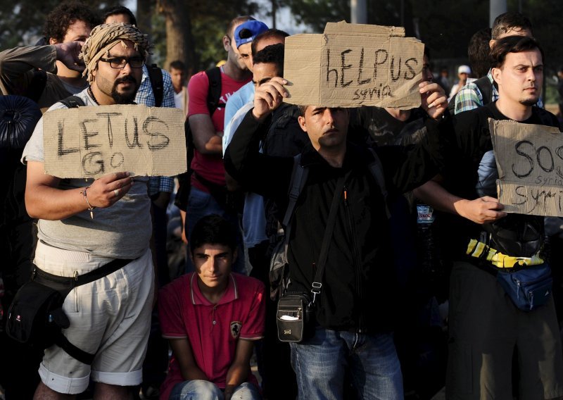 'Kriminalci izbjeglicama prodaju vodu za 10 eura'