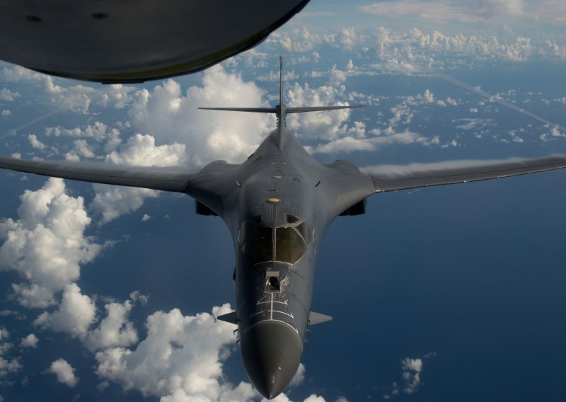 Amerikanci i Izraelci spremaju napad na Iran? 'Bombarderi su već prebačeni'