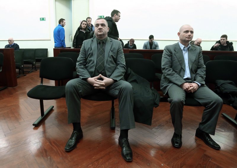 Bivši vojni obavještajci osuđeni na tri godine zbog krađe novca za doušnike
