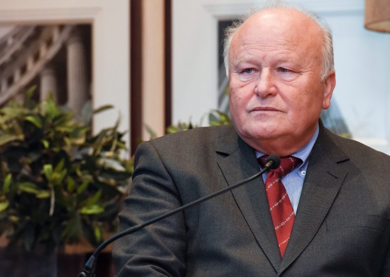 Linić razočaran ostavkom Ramljaka, napao oporbu da minira rješenje Agrokora