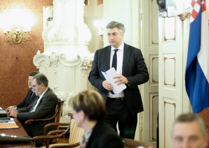 Plenković predsjednici uzvratio na kritike: Rezultati se itekako vide!