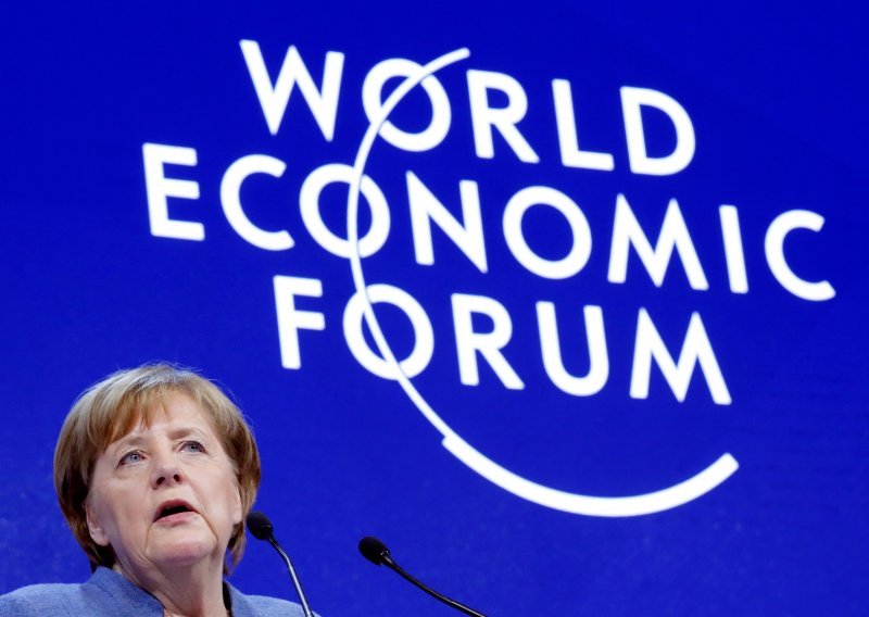 Merkel: EU mora postati snažniji igrač u međunarodnoj politici