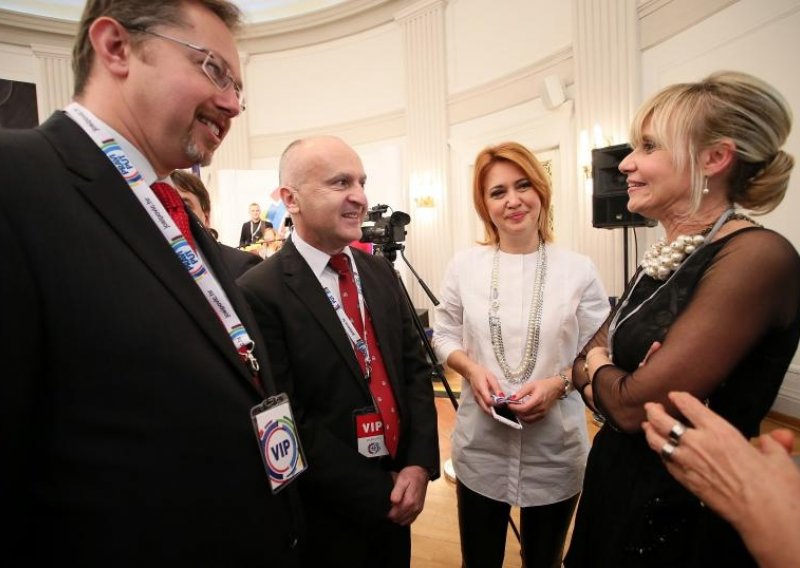 Varga se pokunjio: Josipović me s pravom kritizira