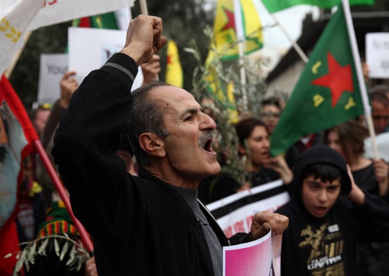 U Koelnu prosvjedi Kurda protiv turske ofenzive u Siriji