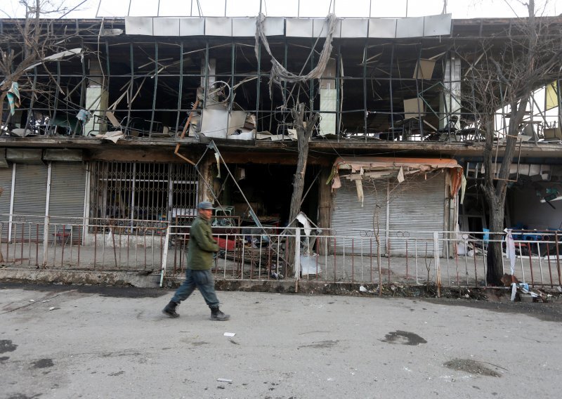 Broj žrtava atentata u Kabulu narastao na 103, a ranjenih 235