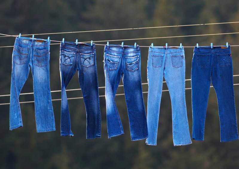 Najveće greške koje radite kod pranja traperica