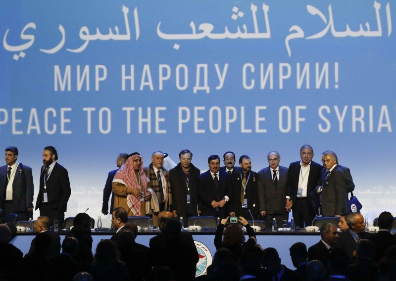 U Sočiju završili teški razgovori o Siriji, ignorirani ključni zahtjevi oporbe