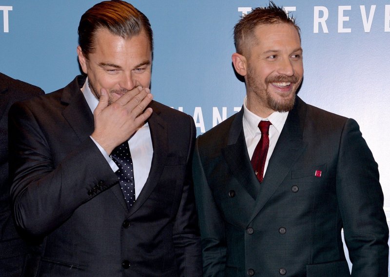 Tom Hardy izgubio okladu od Leonarda DiCaprija pa istetovirao najluđu tetovažu ikad