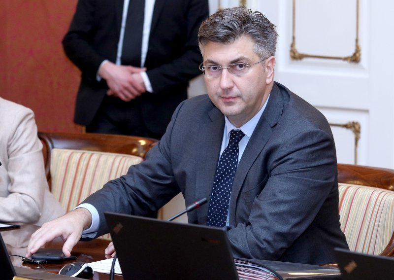 Plenković: Srbiji nećemo dopustiti da današnju Hrvatsku povezuje s NDH-om