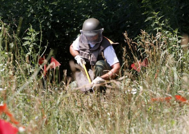 Svaki dan u poljima smrti za mizernu plaću