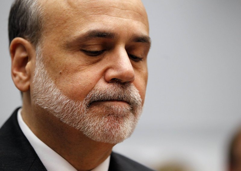 Bernanke održao nadu u poticajne mjere, cijene porasle