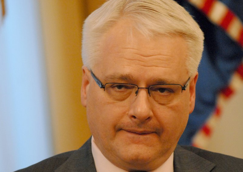 Josipović: Referendumsko pitanje nije u skladu s ustavom