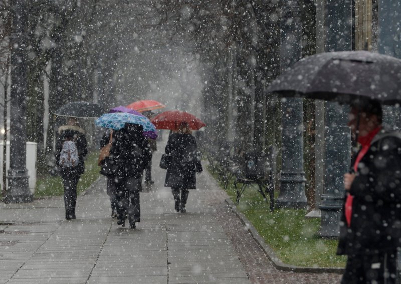 Noćas stiže novi snijeg, temperature i dalje padaju