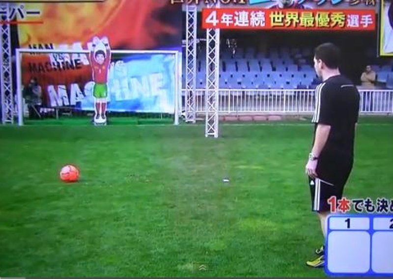 Japanski golman robot uspio je zaustaviti Messija!