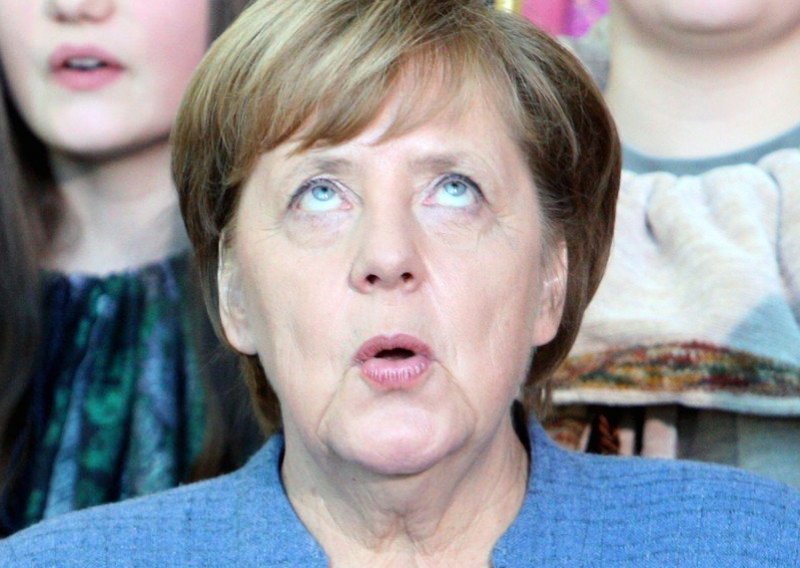 Merkel popustila pritiscima: Njemačka će početi vraćati migrante sa svojih granica