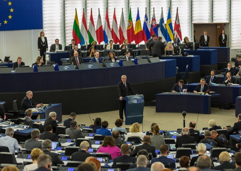 Europski parlament predlaže režim sankcija za kršenje ljudskih prava