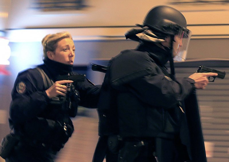 Francuska policija: Osmi terorist mogao bi otputovati u Španjolsku