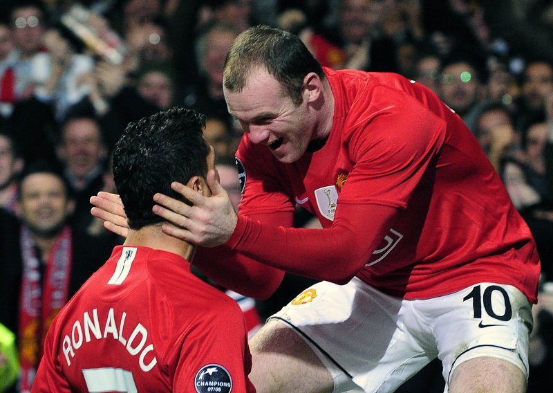 Real nudi Rooneyju plaću od 12 milijuna eura