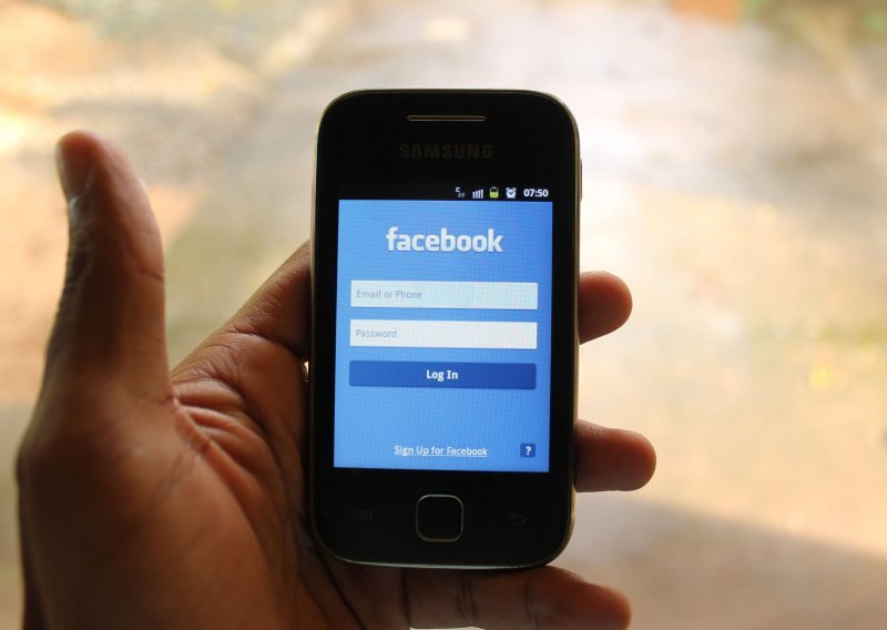 Još jedna potvrda: Facebook je postao društvena mreža za starije
