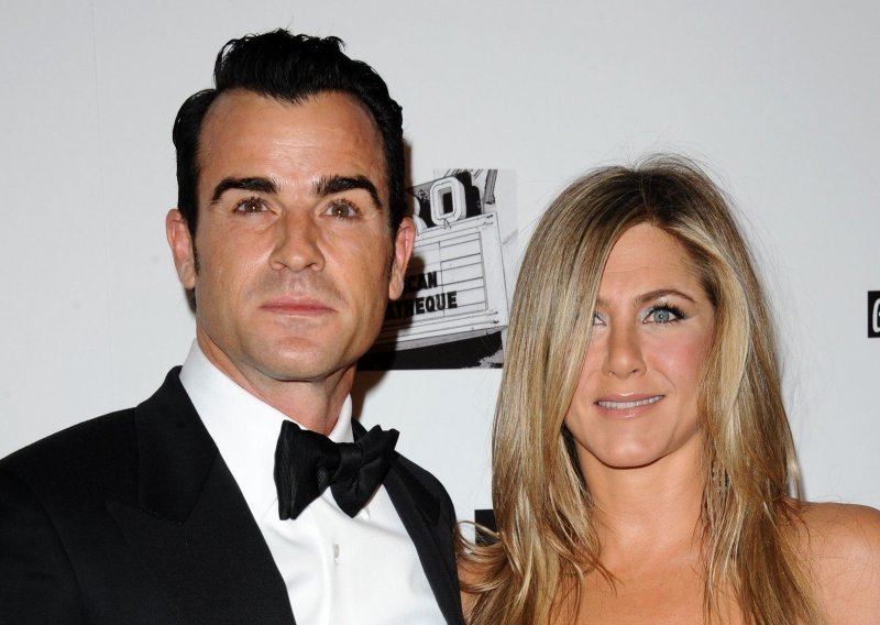 Jennifer Aniston i Justin Theroux jedva da razgovaraju nakon prekida