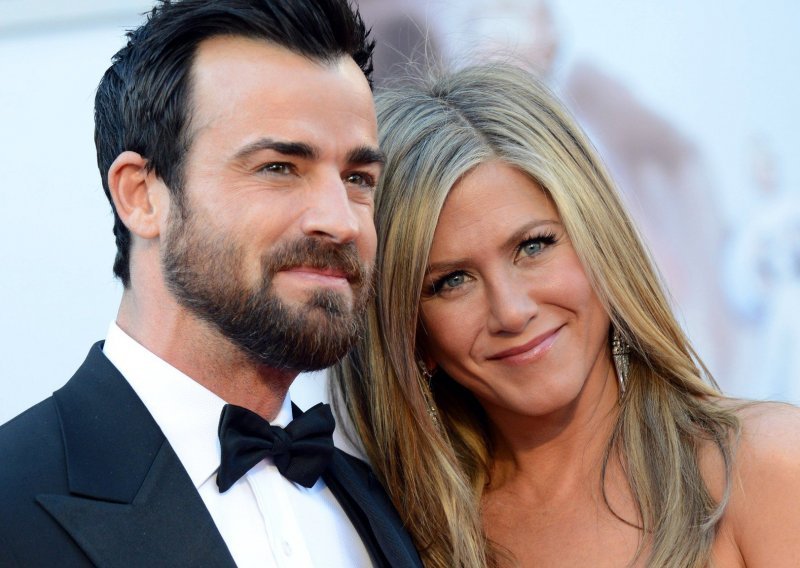 Jennifer Aniston otkrila kako je preboljela razvod od Justina Theoruxa