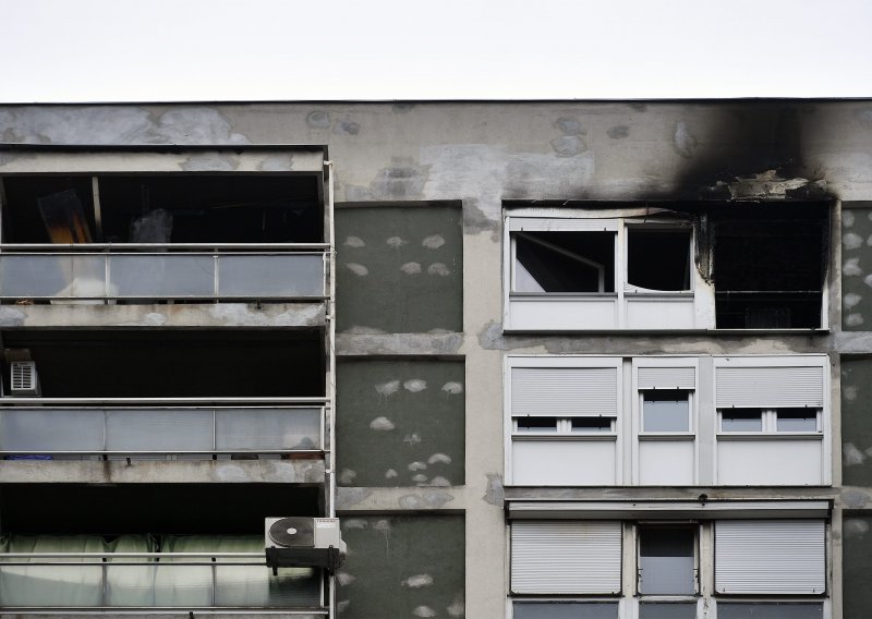 Stanare Vrbika jutros probudio požar, jedna osoba završila u bolnici