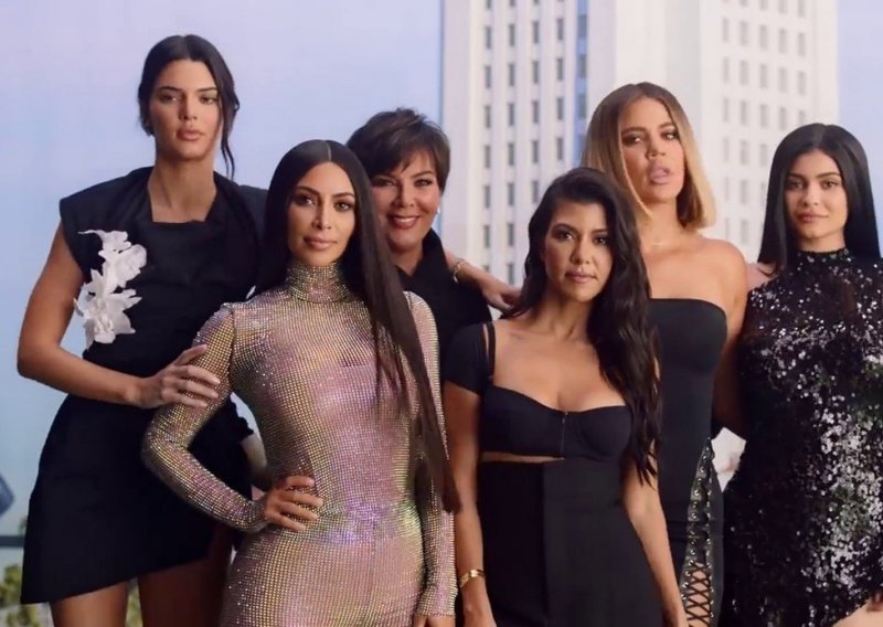 Kafić zabranio omiljenu riječ obitelji Kardashian: Zaustavimo kardašijanizme!