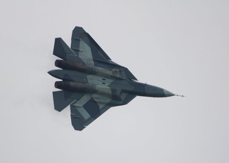 Rusi požurili iznad Sirije isprobati svoj eksperimentalni lovac?