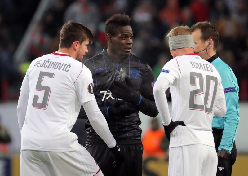 Napoli ostao korak do čuda u Leipzigu; Lokomotiv prošao po strašnoj hladnoći; gol Tomasova