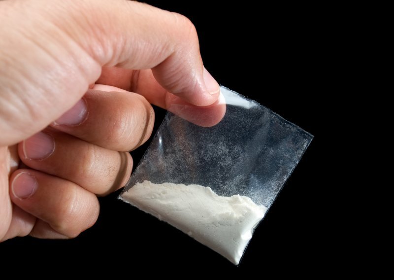 Uhićen 70-godišnji diler sa 200 grama kokaina