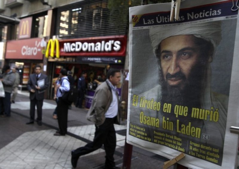 Osam rupa u službenoj priči o Bin Ladenu