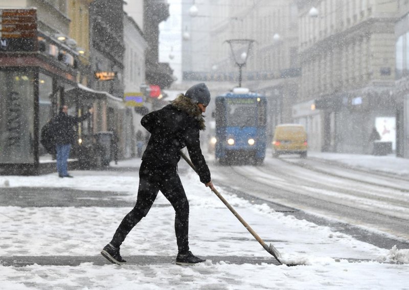 Za vikend se vraća zima. Pogledajte gdje će padati snijeg i temperature biti ispod nule