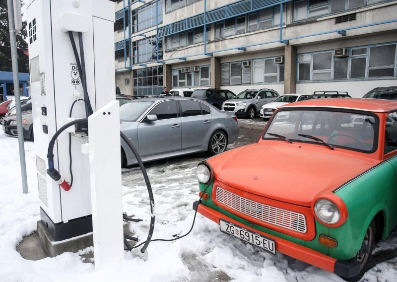 Na Zagrebački velesajam stigao i električni Trabant