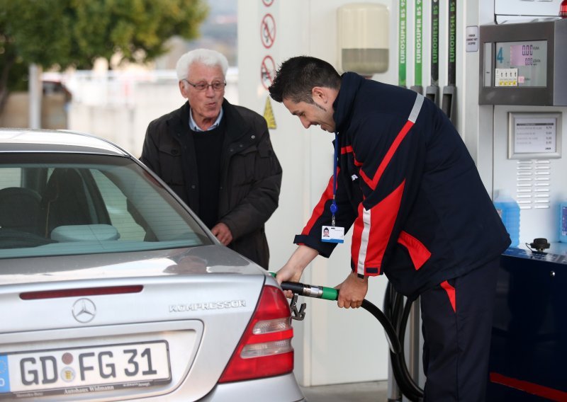 Gorivo od ponoći opet skuplje: Za prosječan spremnik benzina i 10 kuna više, a porasle su i cijene dizela i autoplina