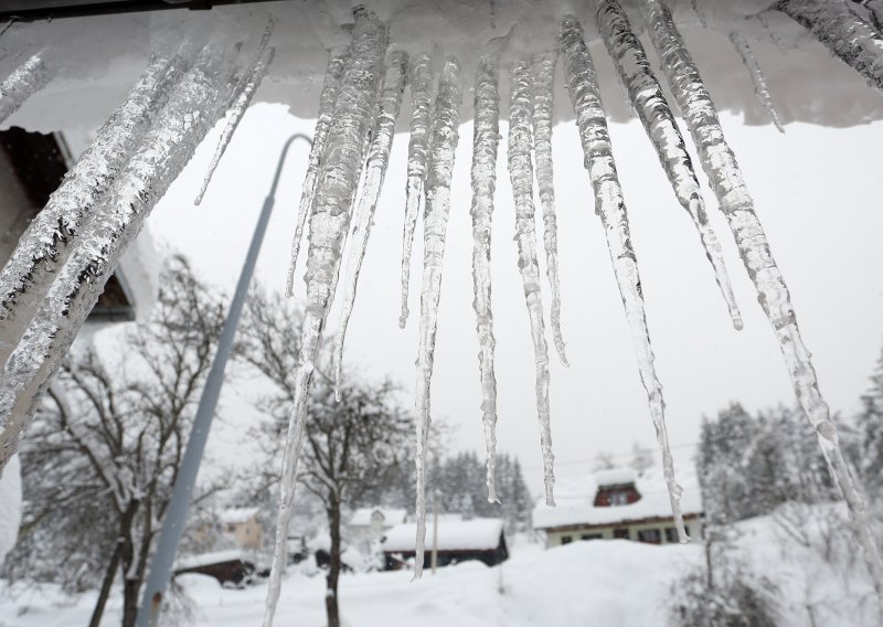 U BiH ledeni val 'snizio' temperature do -21 stupanj, otežan promet