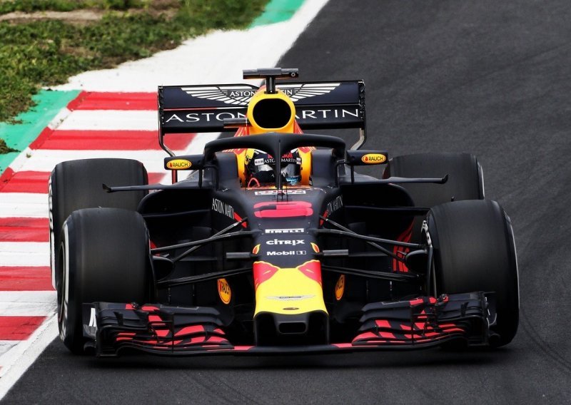 Red Bull bacio rukavicu u lice Mercedesu i Ferrariju u Barceloni!