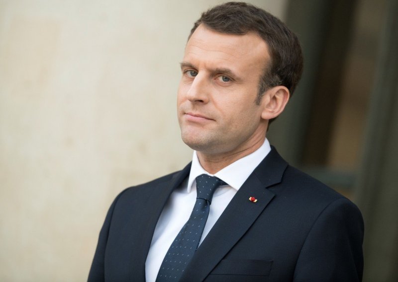 Macron rekonstruira svoju oslabljenu vladu da ubrza reforme