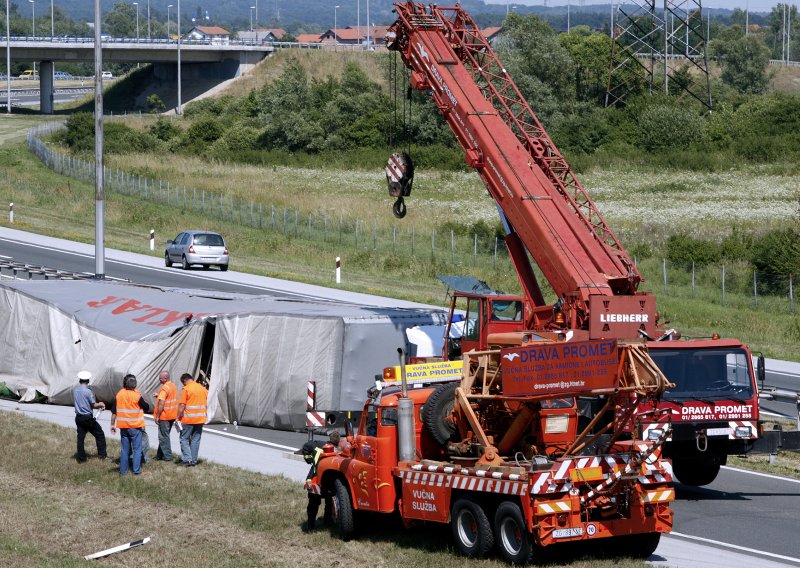 Kamion se prevrnuo na zagrebačkoj obilaznici
