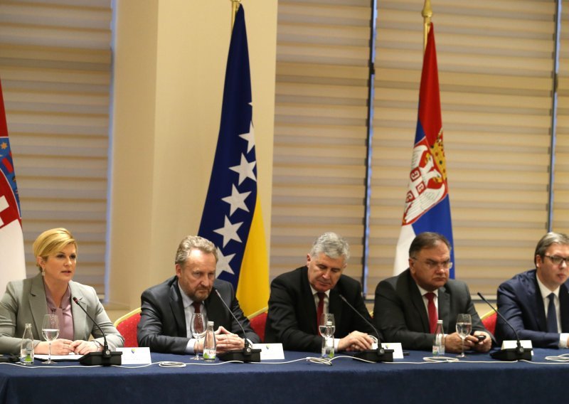 Grabar-Kitarović u Mostaru pozvala na dogovor o novom izbornom zakonu BiH