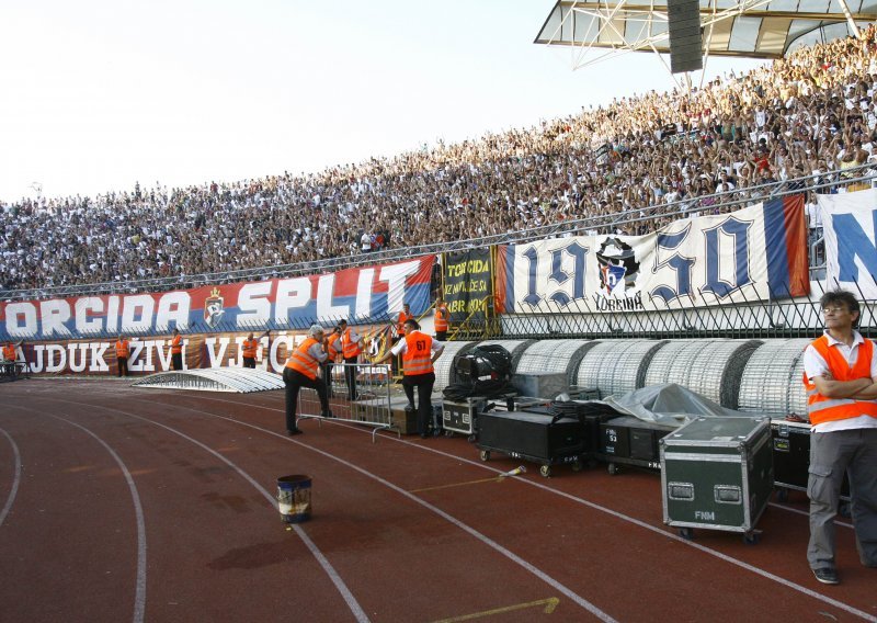 Torcida i BBB rame uz rame protiv HNS-a!