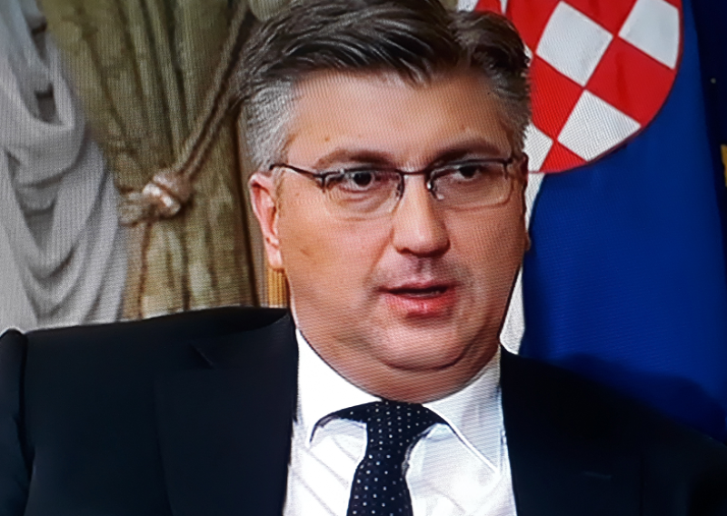 Plenković: Predsjednica se treba odlučiti hoće li ići u drugi mandat