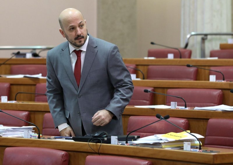 Jutarnji obračun Marasa i Radina: 'Sram vas je što podržavate Plenkovićevu vladu?'