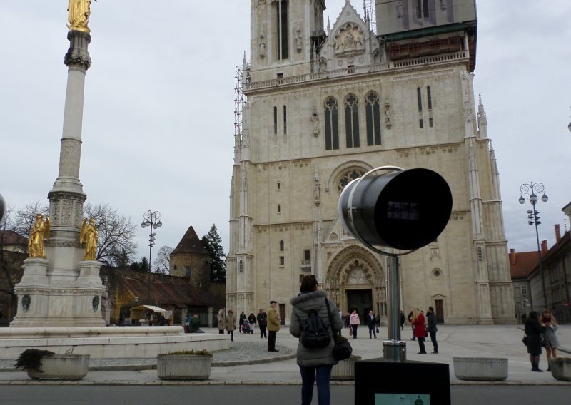 Spektakl ispred katedrale: Znate li kako je Zagreb izgledao nekada?