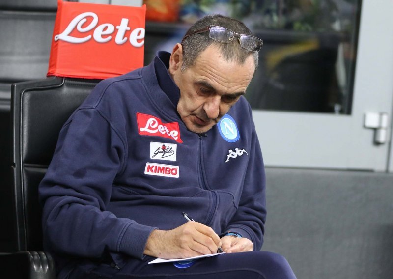 Trener Napolija drsko i vulgarno odgovorio novinarki na banalno pitanje