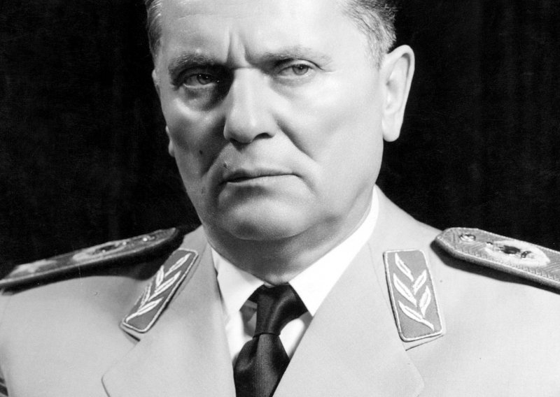 Crnogorska vlada snizila cijenu za Titovu "Jadranku"